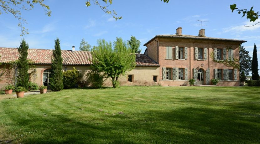 Belle propriété mixte Montauban NordA.B.I - Agence Bourdarios Immobilier - A.B.I  Agence Bourdarios Immobilier-11