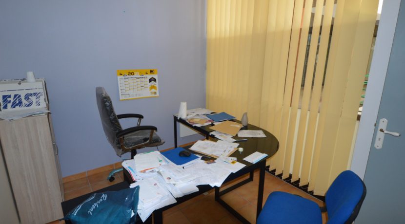 Local commercial Hyper centreA.B.I - Agence Bourdarios Immobilier - A.B.I  Agence Bourdarios Immobilier-2