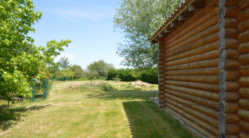 Terrain à Bâtir 10 minutes Montauban Ouest avec chalet bois  EquipéA.B.I - Agence Bourdarios Immobilier - A.B.I  Agence Bourdarios Immobilier-2