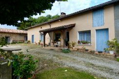 Fermette avec dépendances sur 3 hectaresA.B.I - Agence Bourdarios Immobilier - A.B.I  Agence Bourdarios Immobilier-1