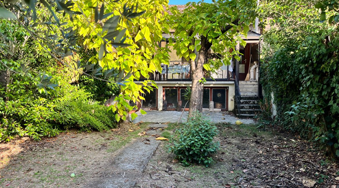 Coeur Villebourbon Maison Année 30 avec jardinA.B.I - Agence Bourdarios Immobilier - A.B.I  Agence Bourdarios Immobilier-1
