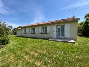 Maison 95m² de plain-pied sur 2000m² de terrainA.B.I - Agence Bourdarios Immobilier - A.B.I  Agence Bourdarios Immobilier-13