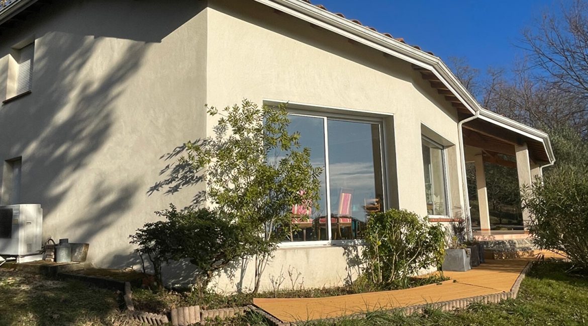 Le FAU- Belle maison 5p environnement qualitatifA.B.I - Agence Bourdarios Immobilier - A.B.I  Agence Bourdarios Immobilier-4