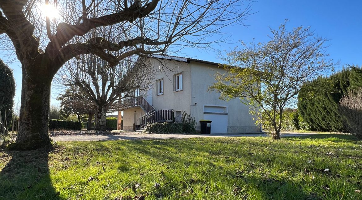 Maison 8 pièce(s) 180 m²