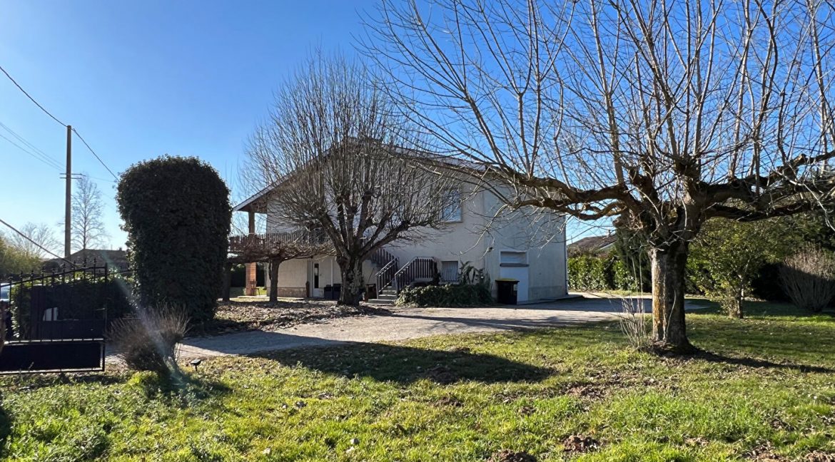 Maison 8 pièce(s) 180 m²