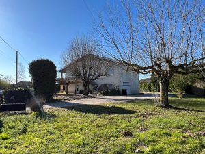 Maison 8 pièce(s) 180 m²