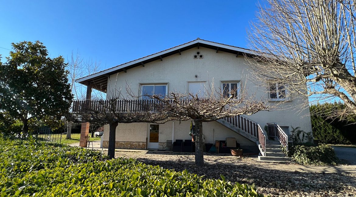 Maison 8 pièce(s) 180 m²