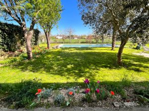 proche VillebourbonA.B.I - Agence Bourdarios Immobilier - A.B.I  Agence Bourdarios Immobilier-4