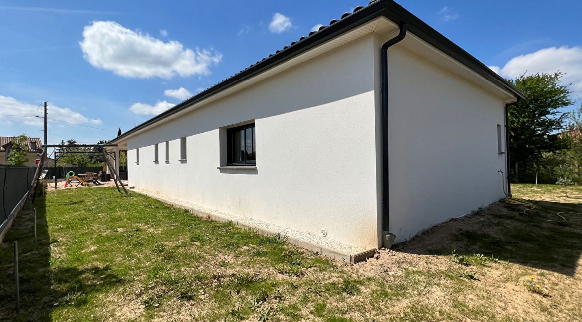 Contemporaine de 200 m² plain-pied PoutyA.B.I - Agence Bourdarios Immobilier - A.B.I  Agence Bourdarios Immobilier-14