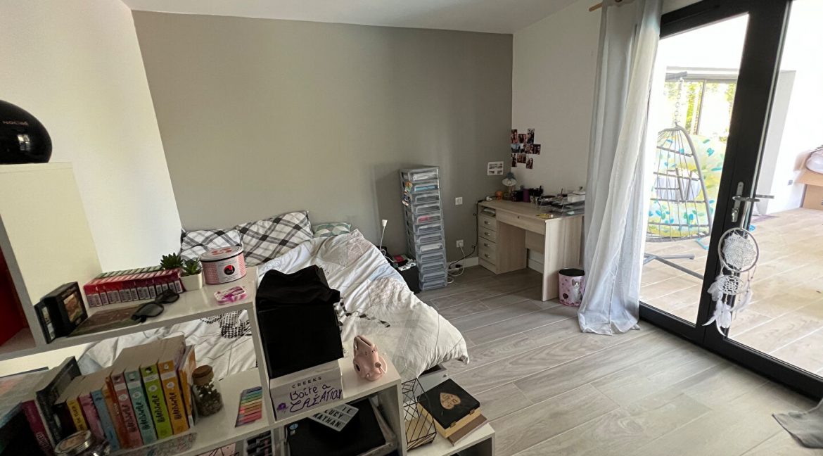 Contemporaine de 200 m² plain-pied PoutyA.B.I - Agence Bourdarios Immobilier - A.B.I  Agence Bourdarios Immobilier-4