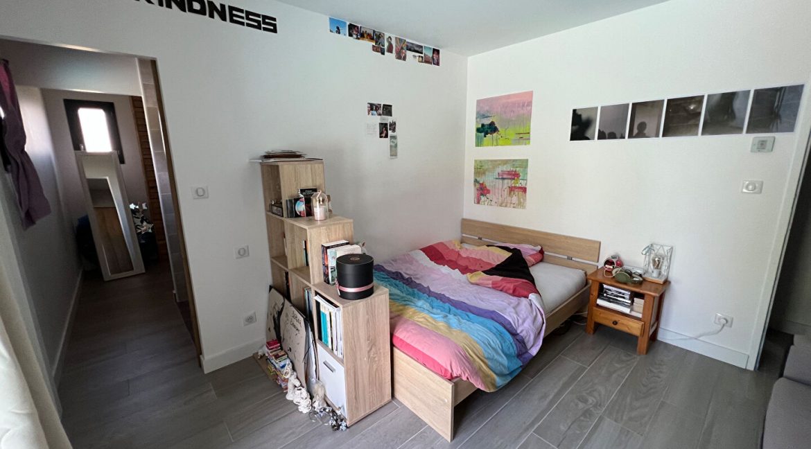 Contemporaine de 200 m² plain-pied PoutyA.B.I - Agence Bourdarios Immobilier - A.B.I  Agence Bourdarios Immobilier-9