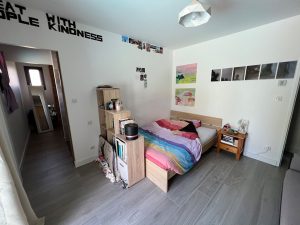 Contemporaine de 200 m² plain-pied PoutyA.B.I - Agence Bourdarios Immobilier - A.B.I  Agence Bourdarios Immobilier-9
