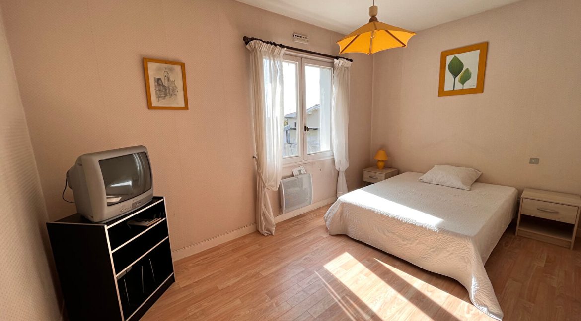 10 minutes Montauban -Sud Maison traditionnelle de7 pièces 175 m2A.B.I - Agence Bourdarios Immobilier - A.B.I  Agence Bourdarios Immobilier-7