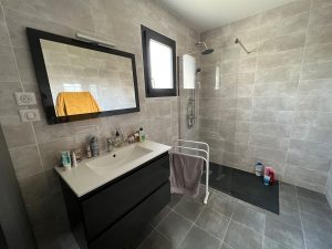Contemporaine de 200 m² plain-pied PoutyA.B.I - Agence Bourdarios Immobilier - A.B.I  Agence Bourdarios Immobilier-7