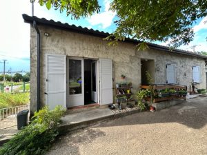 ANCIENNE FERMEA.B.I - Agence Bourdarios Immobilier - A.B.I  Agence Bourdarios Immobilier-1