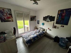 Découvrez cette maison comtemporaine sur un beau terrainA.B.I - Agence Bourdarios Immobilier - A.B.I  Agence Bourdarios Immobilier-6