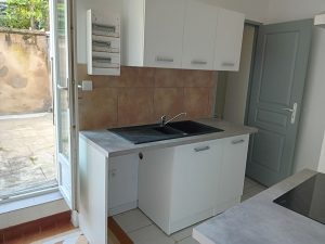 IMMEUBLE  T3 et T2 Bis de 170 m²  avec cours  dépendances centre-villageA.B.I - Agence Bourdarios Immobilier - A.B.I  Agence Bourdarios Immobilier-3