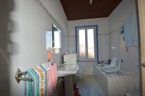 IMMEUBLE  T3 et T2 Bis de 170 m²  avec cours  dépendances centre-villageA.B.I - Agence Bourdarios Immobilier - A.B.I  Agence Bourdarios Immobilier-6