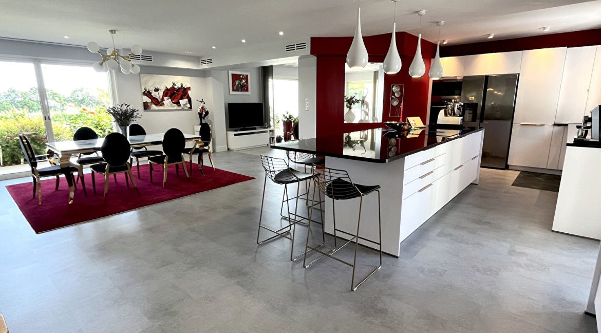 Belle propriété à Montauban le FauA.B.I - Agence Bourdarios Immobilier - A.B.I  Agence Bourdarios Immobilier-2