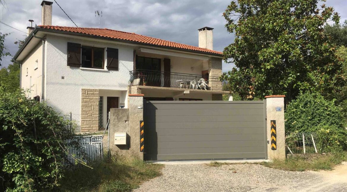 Grande maison 5ch Piscine à PoutyA.B.I - Agence Bourdarios Immobilier - A.B.I  Agence Bourdarios Immobilier-11