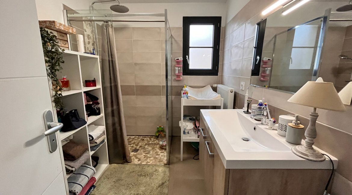 Maison contemporaine 95m² 3 chambres à St MartialA.B.I - Agence Bourdarios Immobilier - A.B.I  Agence Bourdarios Immobilier-8