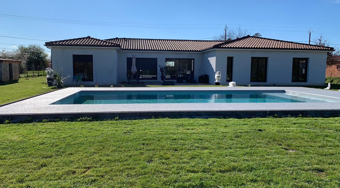 Un cadre de vie privilégié à Barry-d'IslemadeA.B.I - Agence Bourdarios Immobilier - A.B.I  Agence Bourdarios Immobilier-1