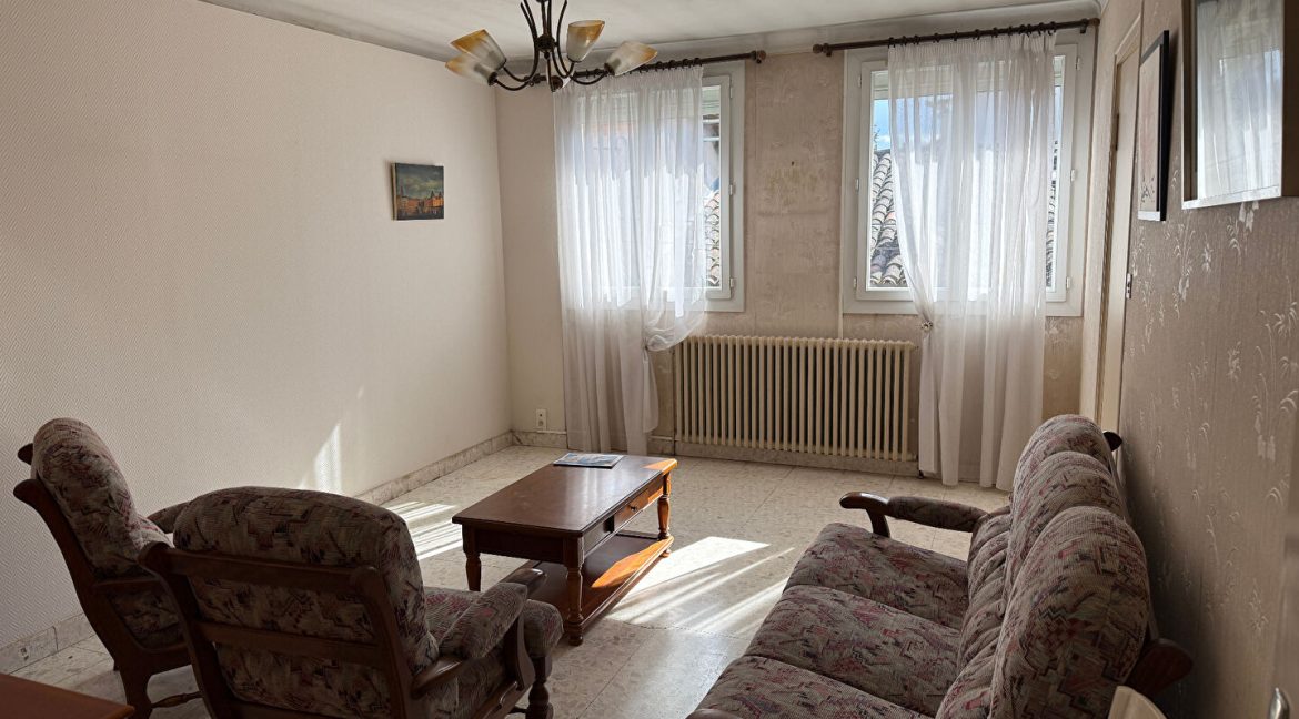 Maison Jardin garage au coeur de VillebourbonA.B.I - Agence Bourdarios Immobilier - A.B.I  Agence Bourdarios Immobilier-3