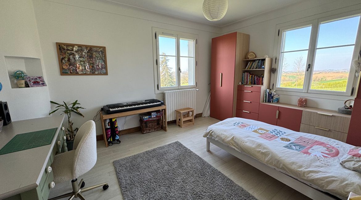 Demeure de caractère à CaussadeA.B.I - Agence Bourdarios Immobilier - A.B.I  Agence Bourdarios Immobilier-8