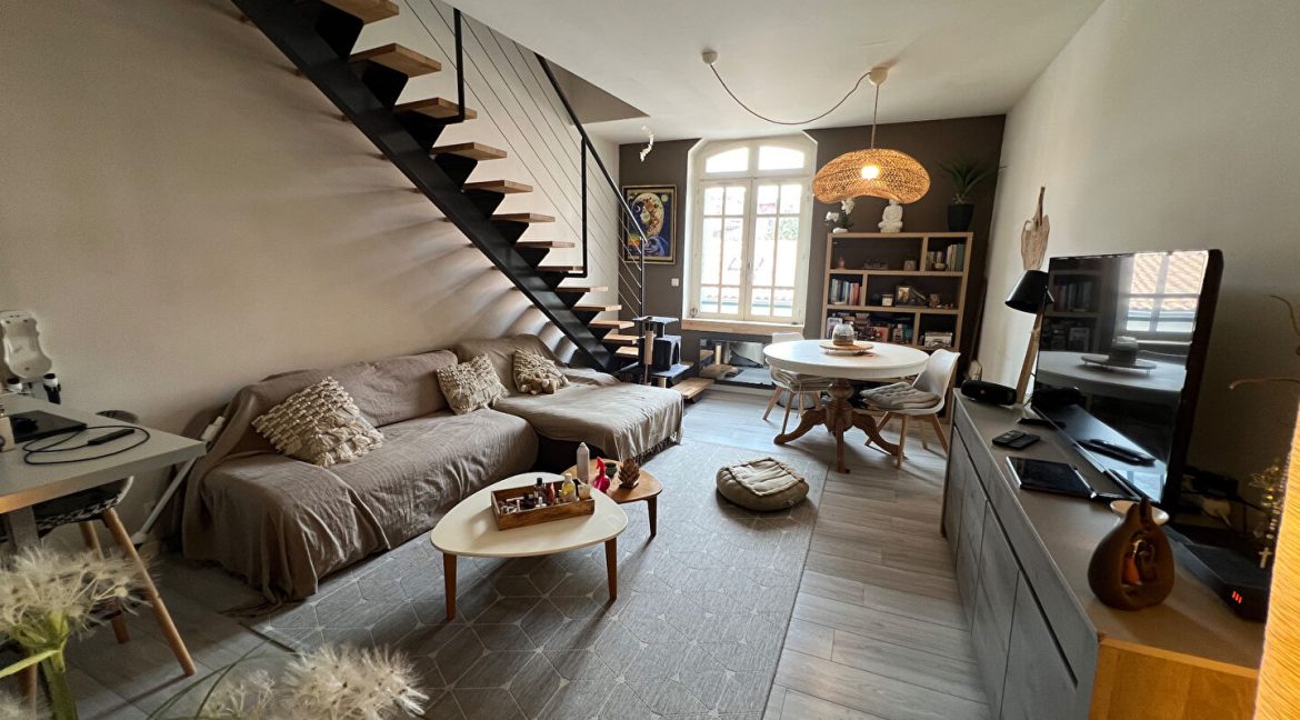 Appartement T4 1er étage centre villeA.B.I - Agence Bourdarios Immobilier - A.B.I Agence Bourdarios Immobilier-2
