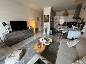 Appartement T4 1er étage centre villeA.B.I - Agence Bourdarios Immobilier - A.B.I  Agence Bourdarios Immobilier-1