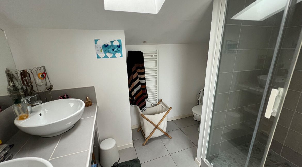 Appartement T4 1er étage centre villeA.B.I - Agence Bourdarios Immobilier - A.B.I Agence Bourdarios Immobilier-8