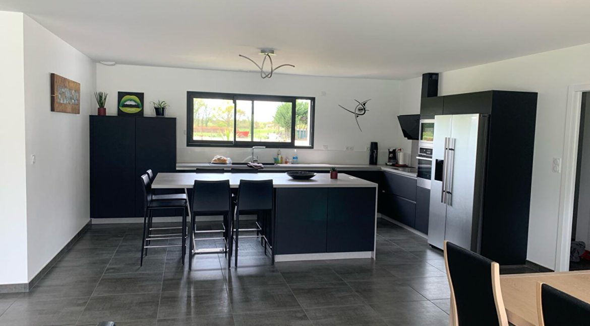 Un cadre de vie privilégié à Barry-d'IslemadeA.B.I - Agence Bourdarios Immobilier - A.B.I Agence Bourdarios Immobilier-6