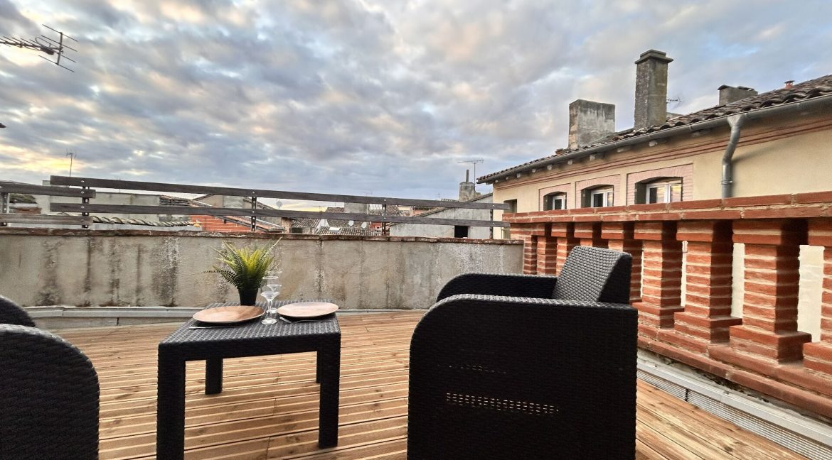Studio Terrasse à Montauban Centre-ville16 m2A.B.I - Agence Bourdarios Immobilier - A.B.I Agence Bourdarios Immobilier-7
