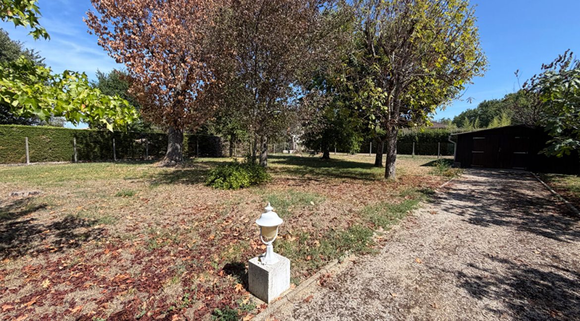 Maison 3Ch - 70m² dépendancesA.B.I - Agence Bourdarios Immobilier - A.B.I Agence Bourdarios Immobilier-11