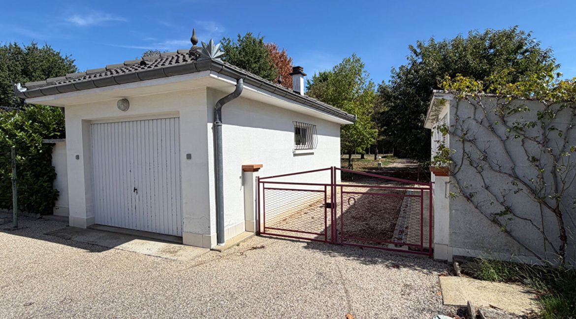 Maison 3Ch - 70m² dépendancesA.B.I - Agence Bourdarios Immobilier - A.B.I Agence Bourdarios Immobilier-9