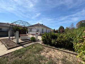 Maison 3Ch - 70m²  dépendancesA.B.I - Agence Bourdarios Immobilier - A.B.I  Agence Bourdarios Immobilier-10