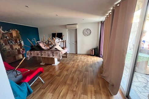 Immeuble en ville 2 appartements avec cours et garagesA.B.I - Agence Bourdarios Immobilier - A.B.I  Agence Bourdarios Immobilier-1